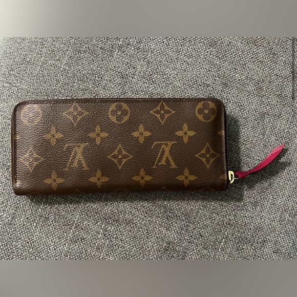 🩷SOLD🩷Louis Vuitton Clemence monogram wallet - Picture 2 of 8